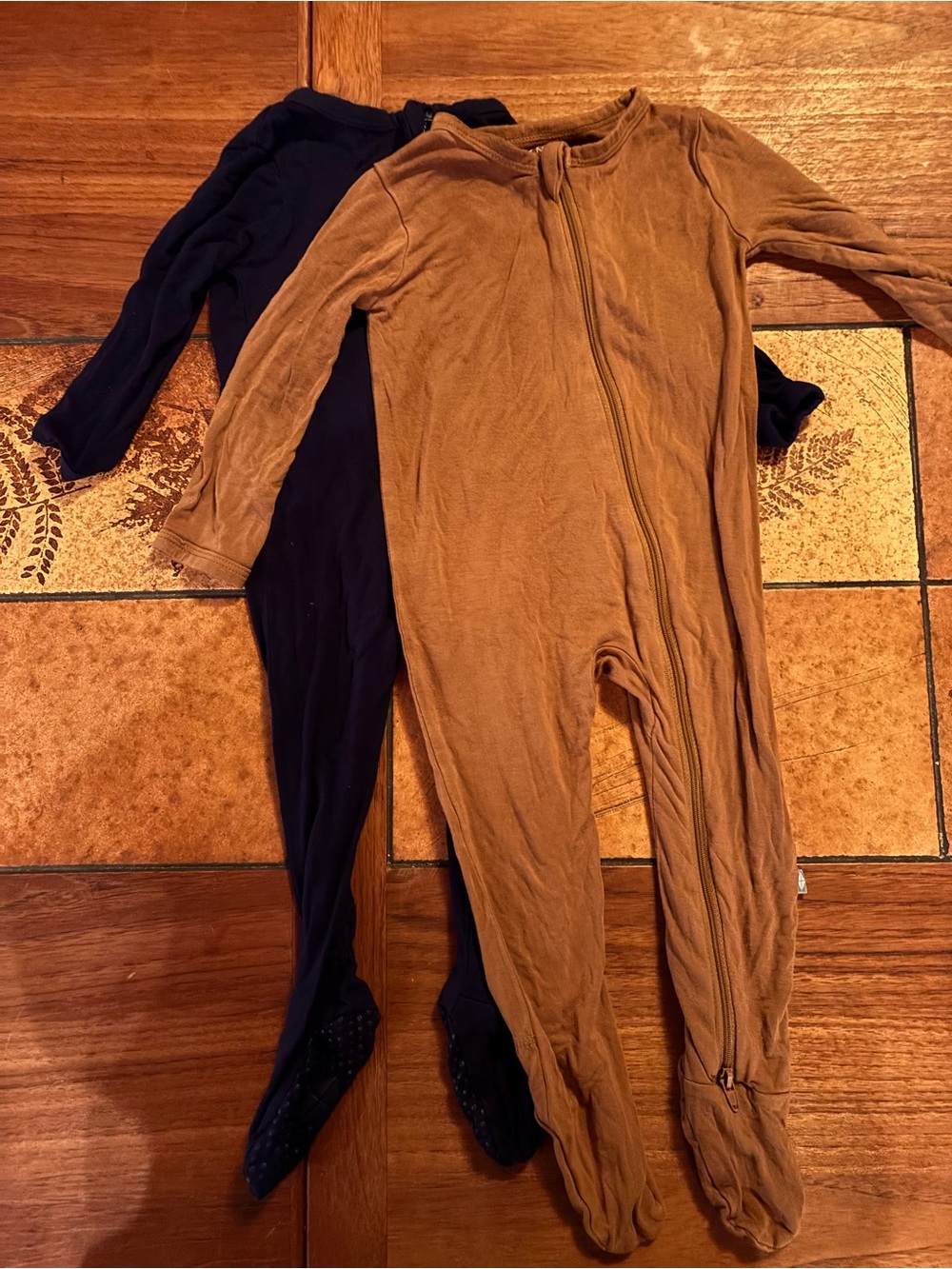 Kyte baby onesie bundle bamboo stretch set of 2 6-12 months